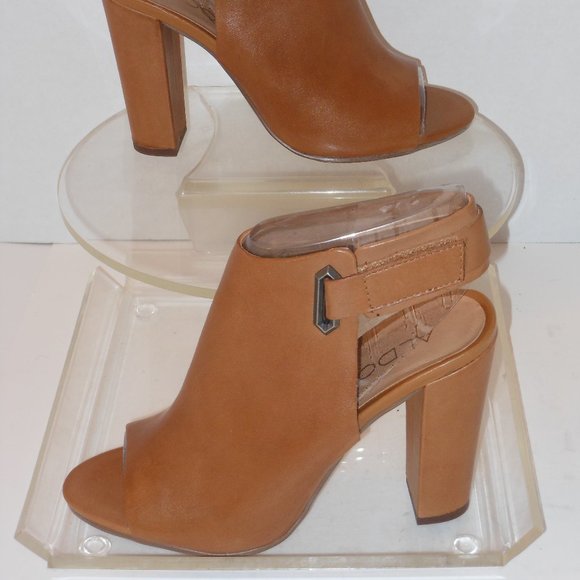 Aldo Shoes - ALDO TAN LEATHER SHOES SIZE 8 MEDIUM-NEW IN BOX